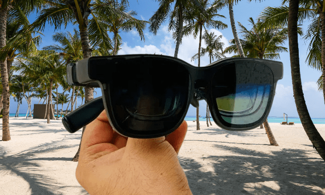 Samsung smart glasses cameras