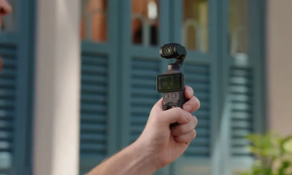 DJI Osmo Pocket 4