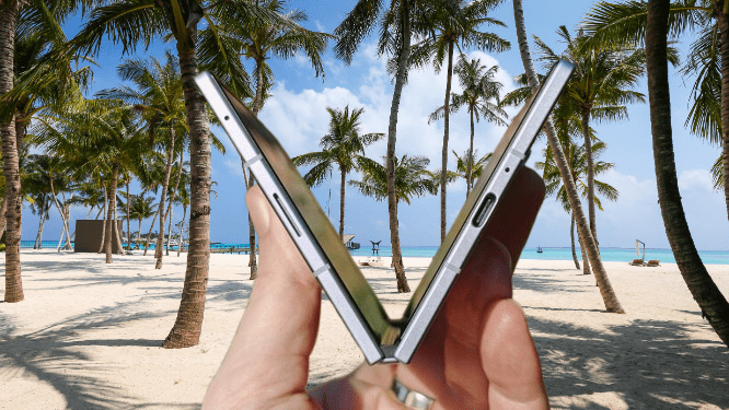 Samsung Galaxy Z Fold 8 port