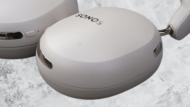 Sonos Ace Ultra button